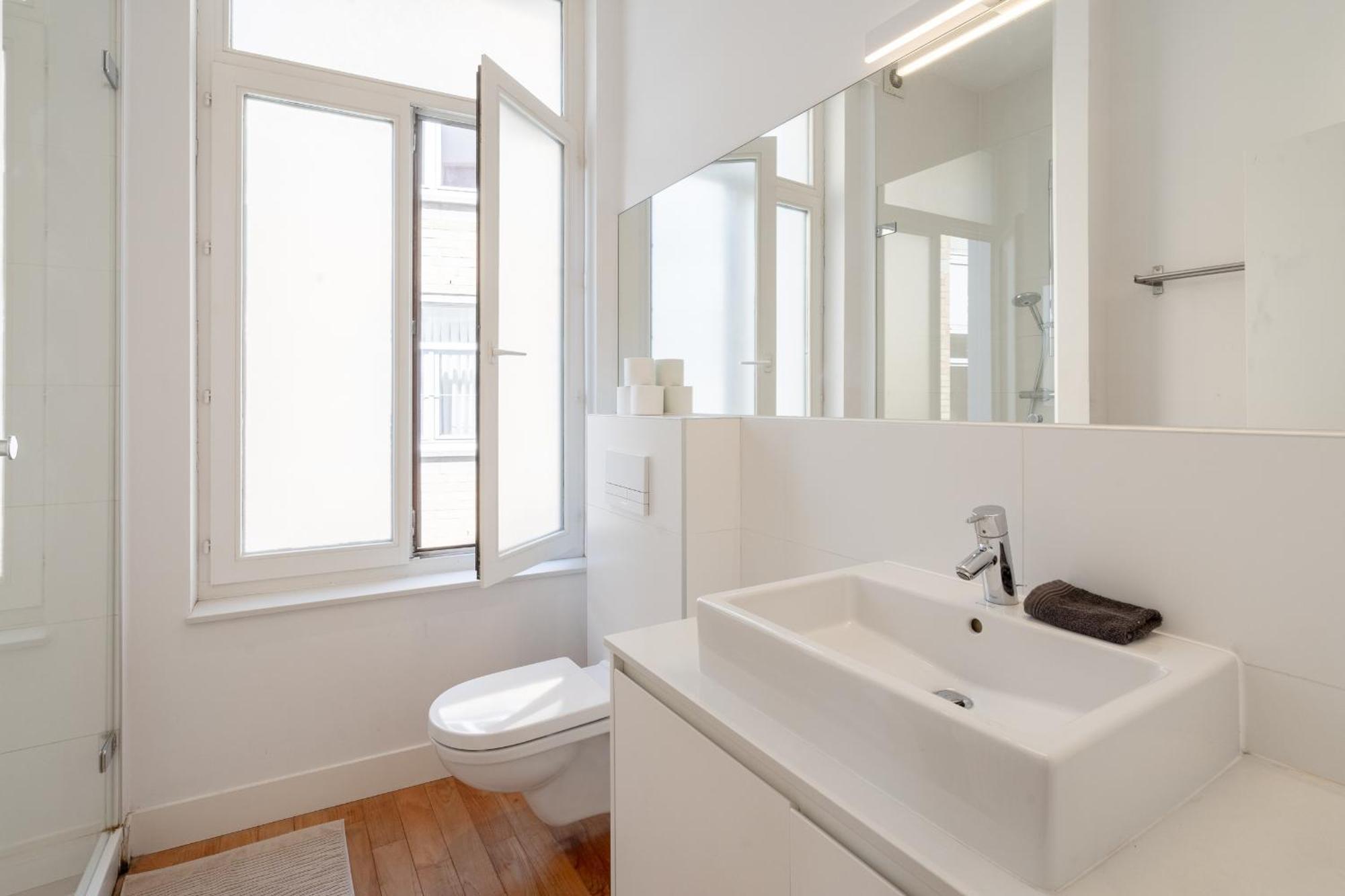Beautiful Modern Apartment In The Heart Of Antwerpen Eksteriør bilde